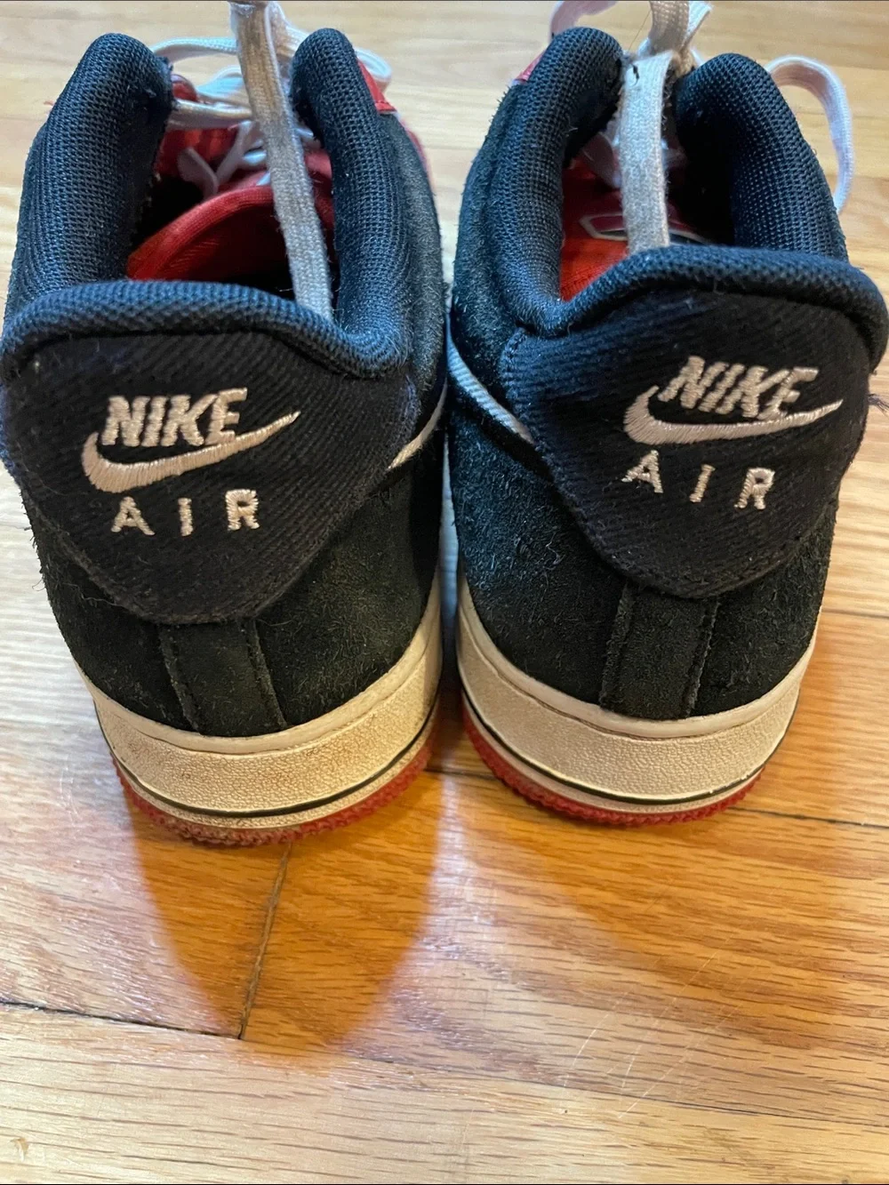 Nike Air Force 1 LV8 1 'Mystic Red Black' size 7Y